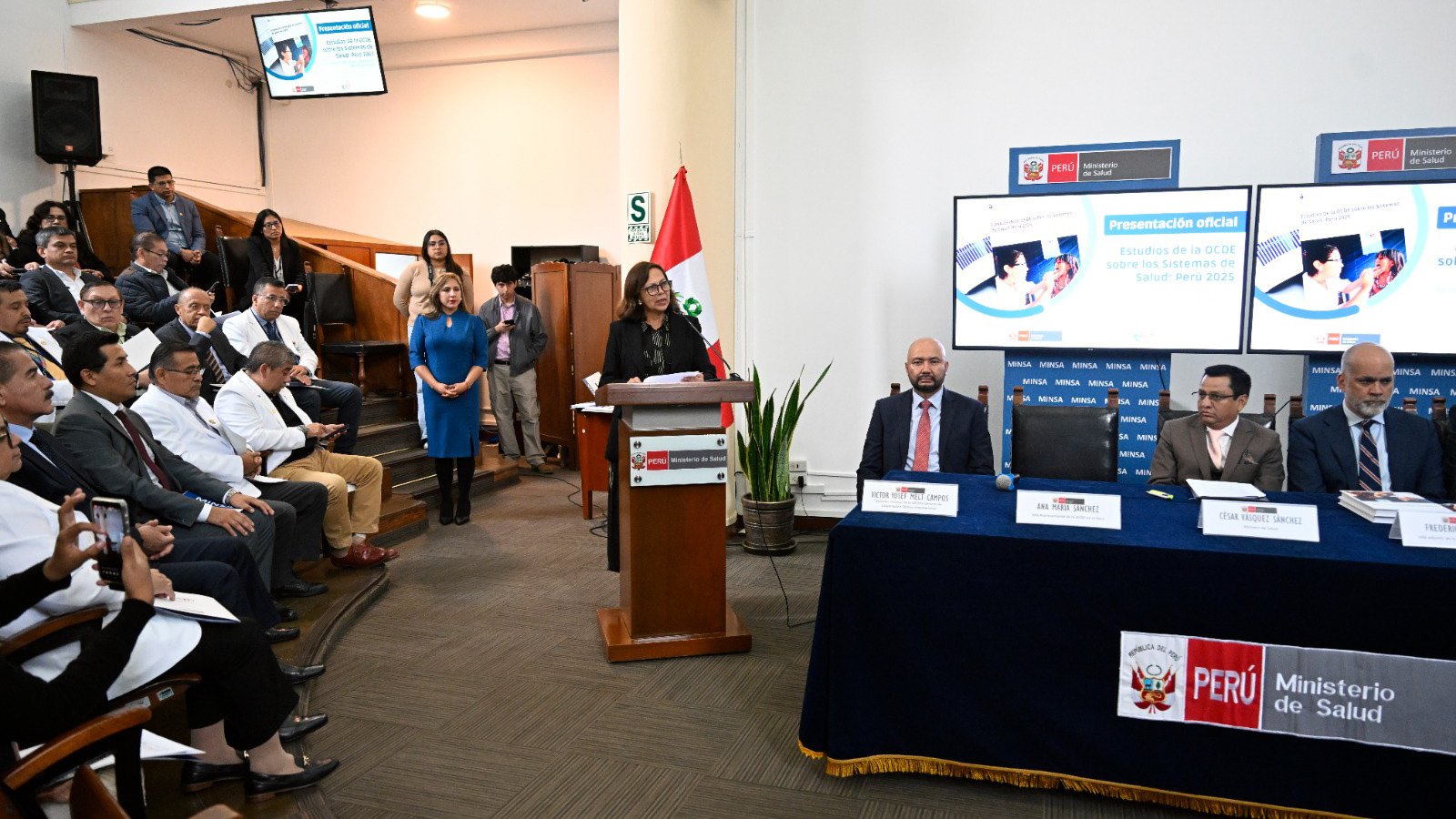 Perú avanza en su adhesión a la OCDE con diagnóstico clave sobre su sistema de salud