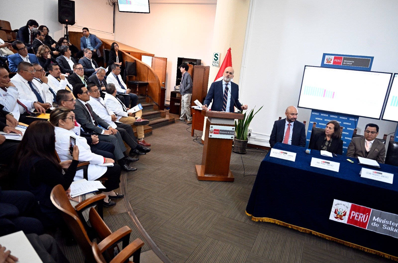 Presentación del Estudio de la OCDE sobre los Sistemas de Salud: Perú 2025 - Imagen 2