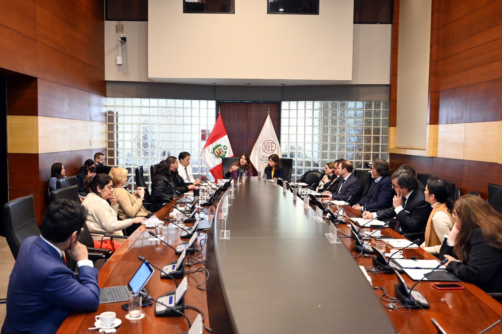 Reunión con cooperantes en materia regulatoria - Imagen 2