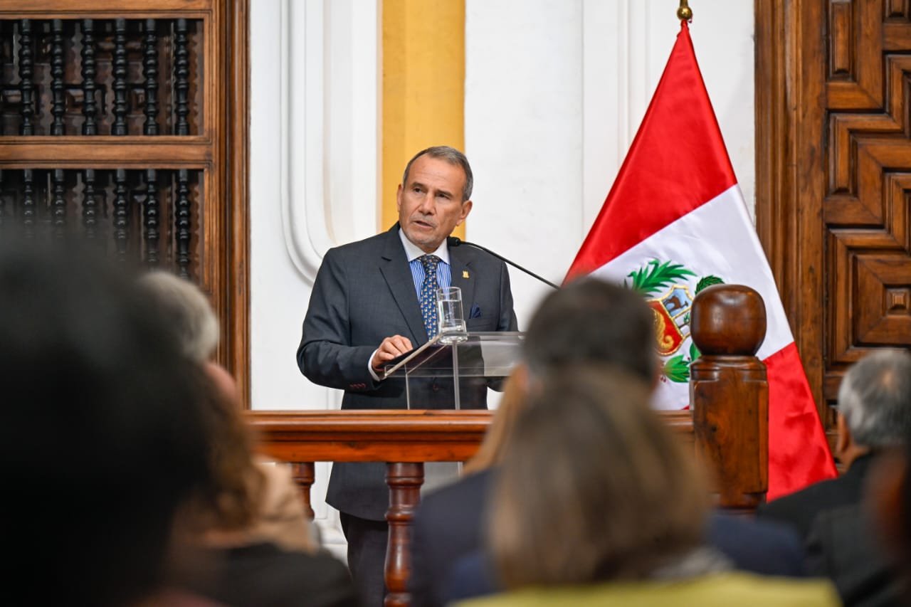 Presentación del Estudio Económico de la OCDE: Perú 2025 - Imagen 1