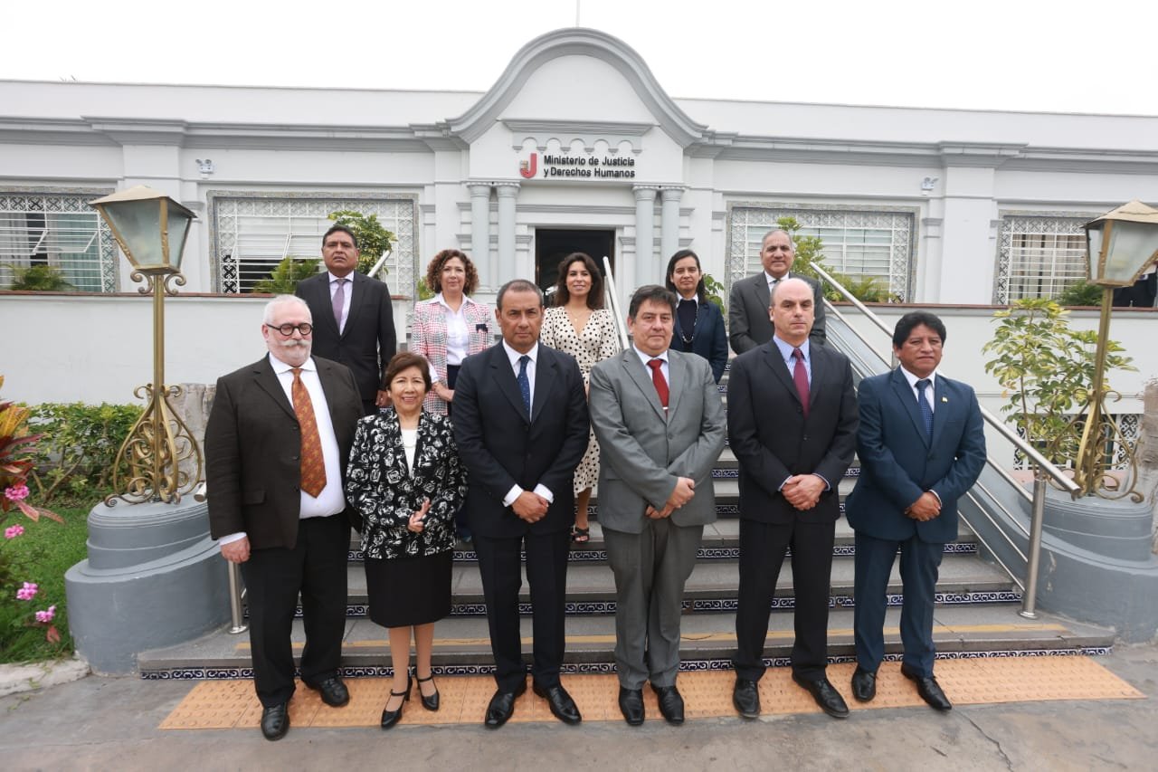MINJUSDH: Delegación de la OCDE presenta avances de estudio que evalúa estructuras, funciones y prácticas del sistema de justicia en el Perú