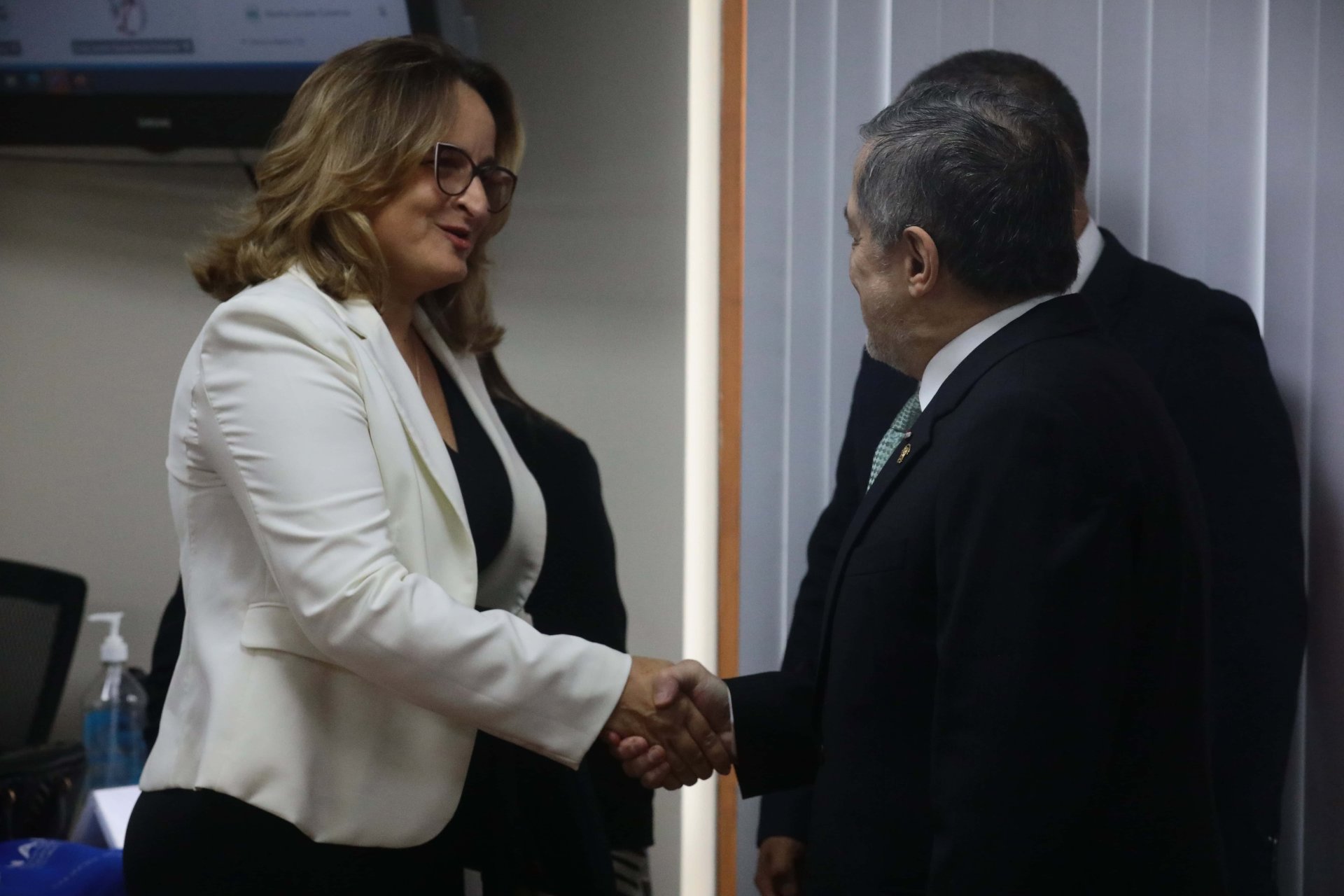 Marianne Bennett, quien lideró el proceso de adhesión de Costa Rica, se reunió con congresistas de CESIP-OCDE - Imagen 2